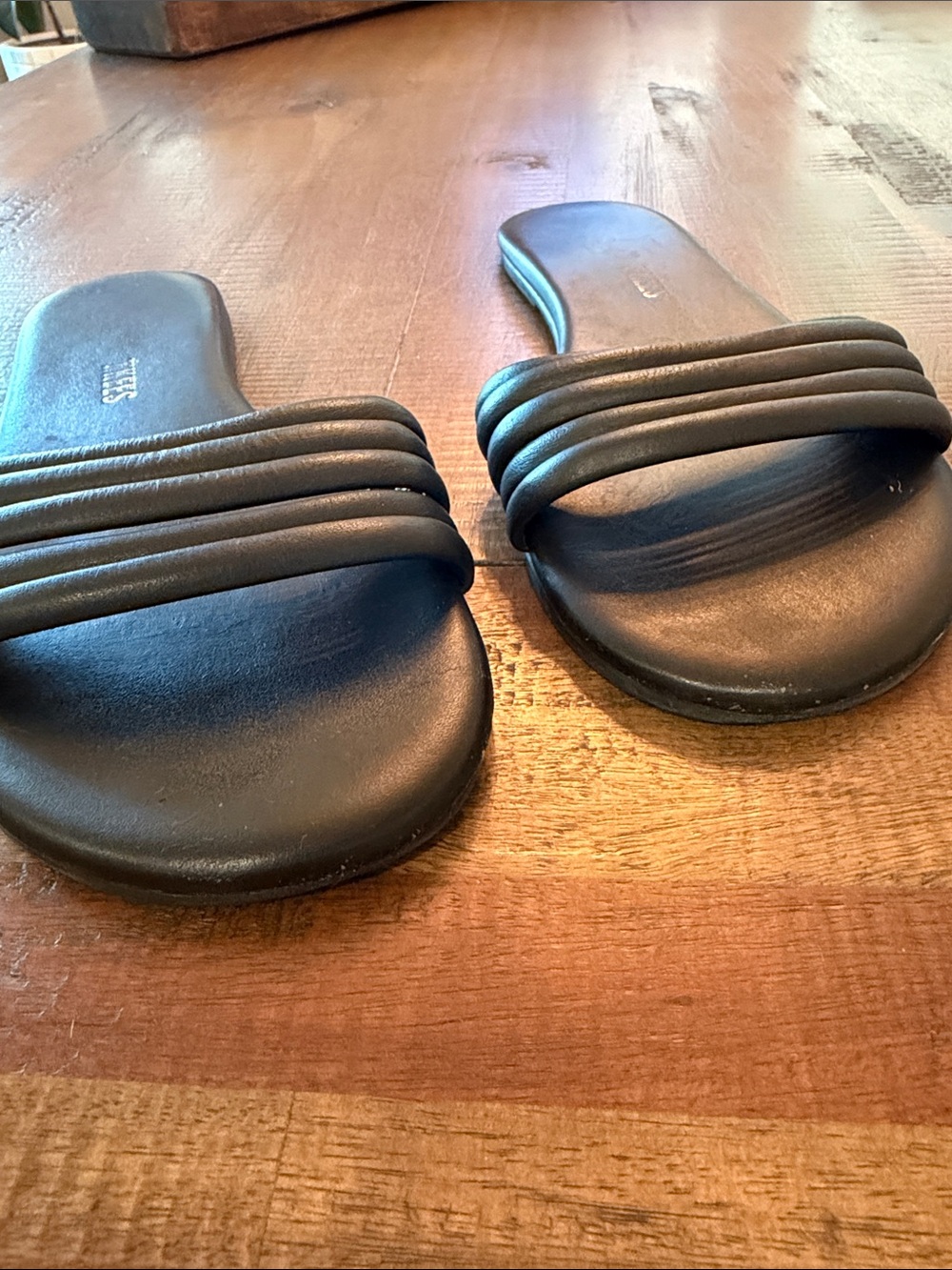 TKEES Black Slide Sandals - Picture 3 of 3